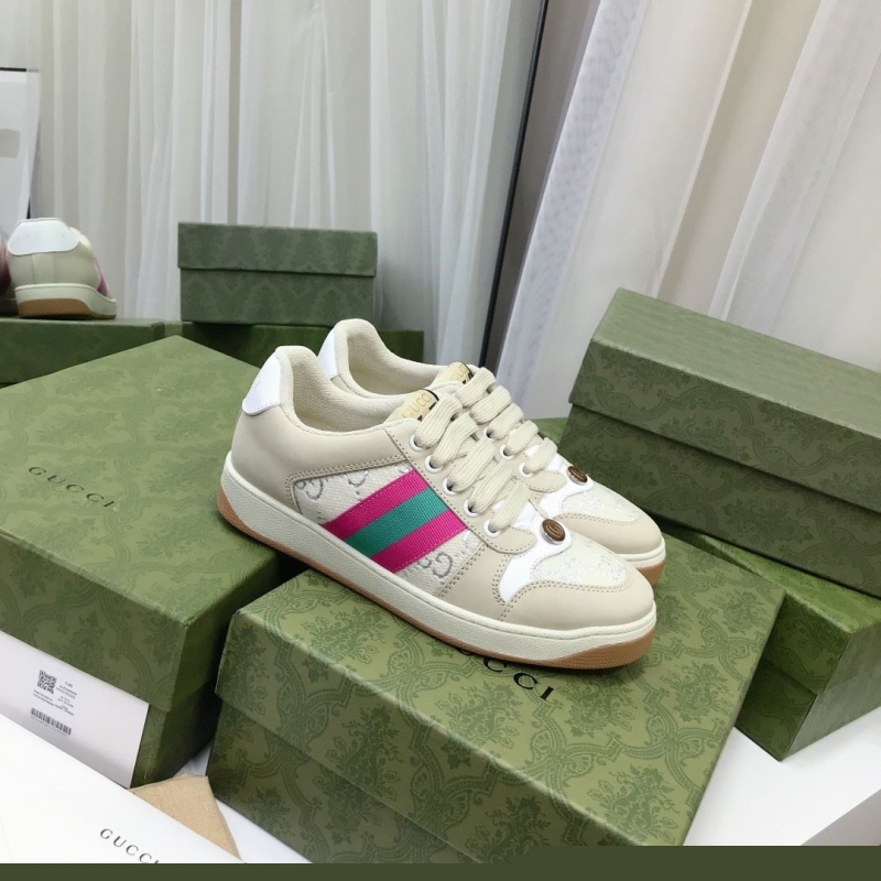 G*u*i casual shoes